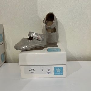 Elephantito Mary Jane NEW WITH BOX Size 1